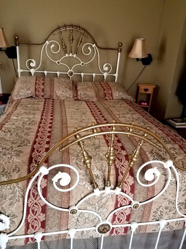 vintage wrought iron beds for sale Archives Cathouse